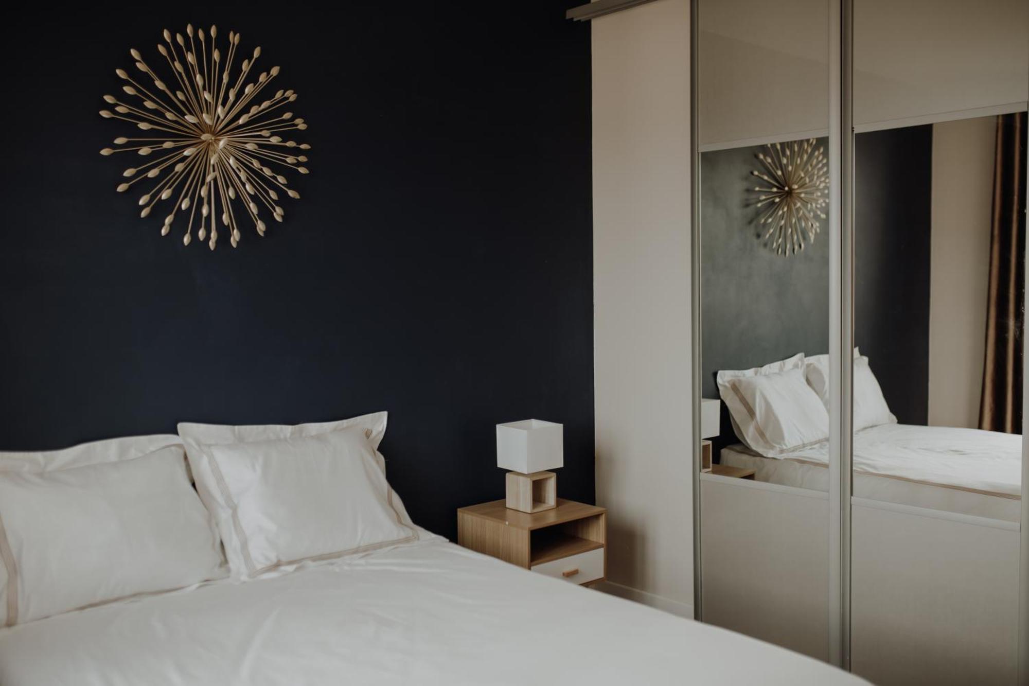 Superbe Renove - De Provence Apartment *