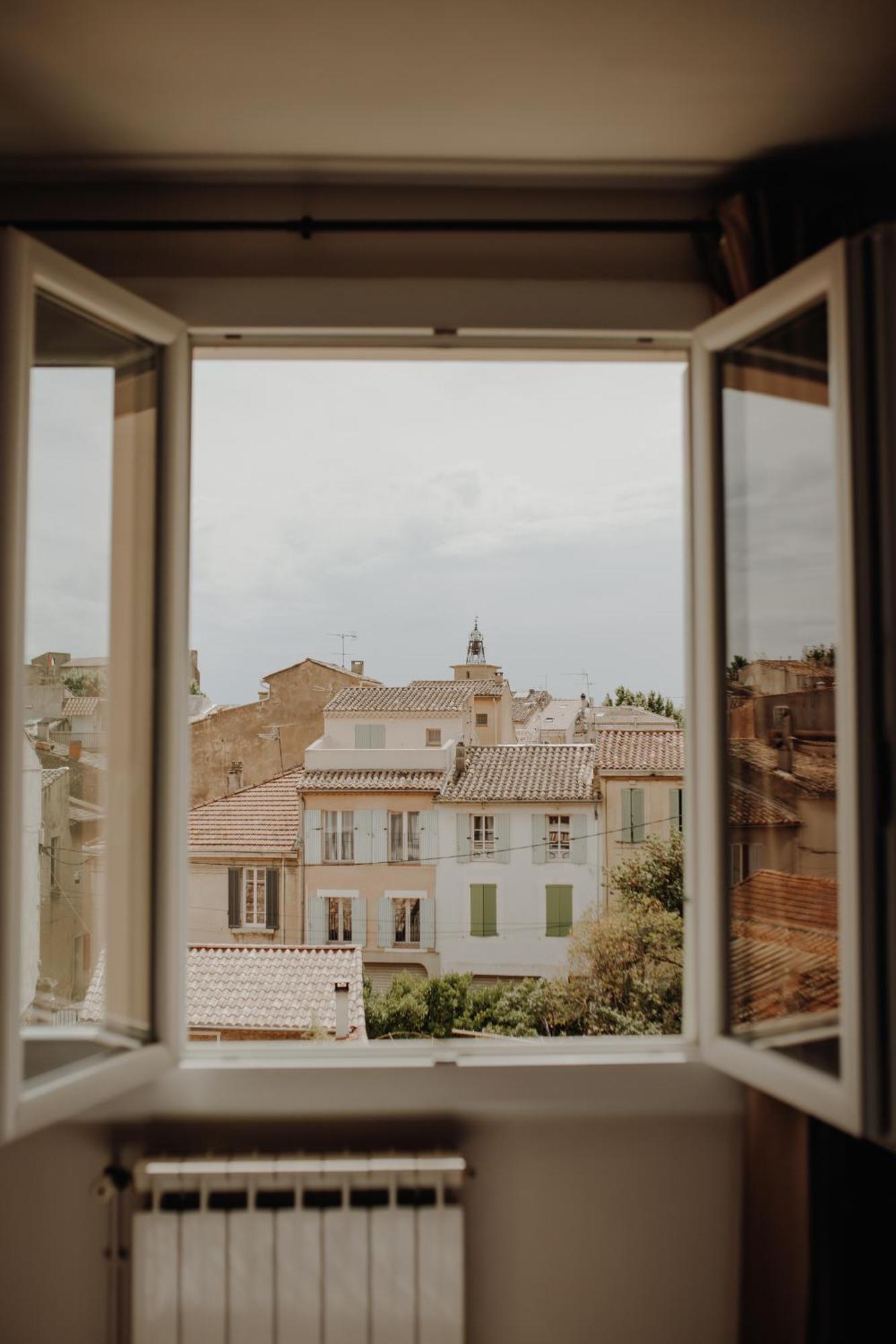 Superbe Renove - De Provence Apartment *